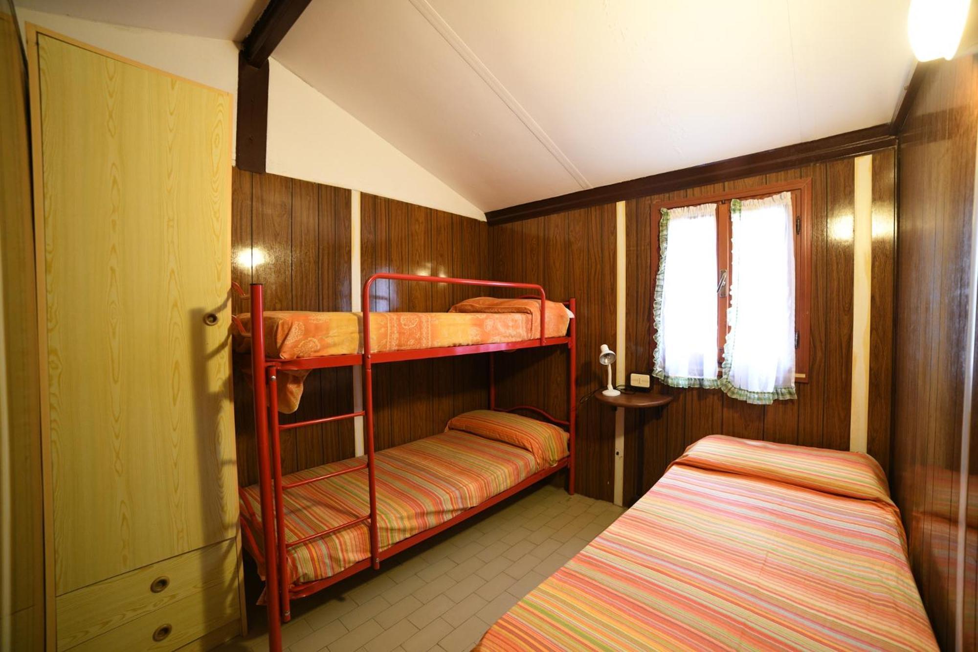Camping C'Era Una Volta Villanova d'Albenga Pokój zdjęcie
