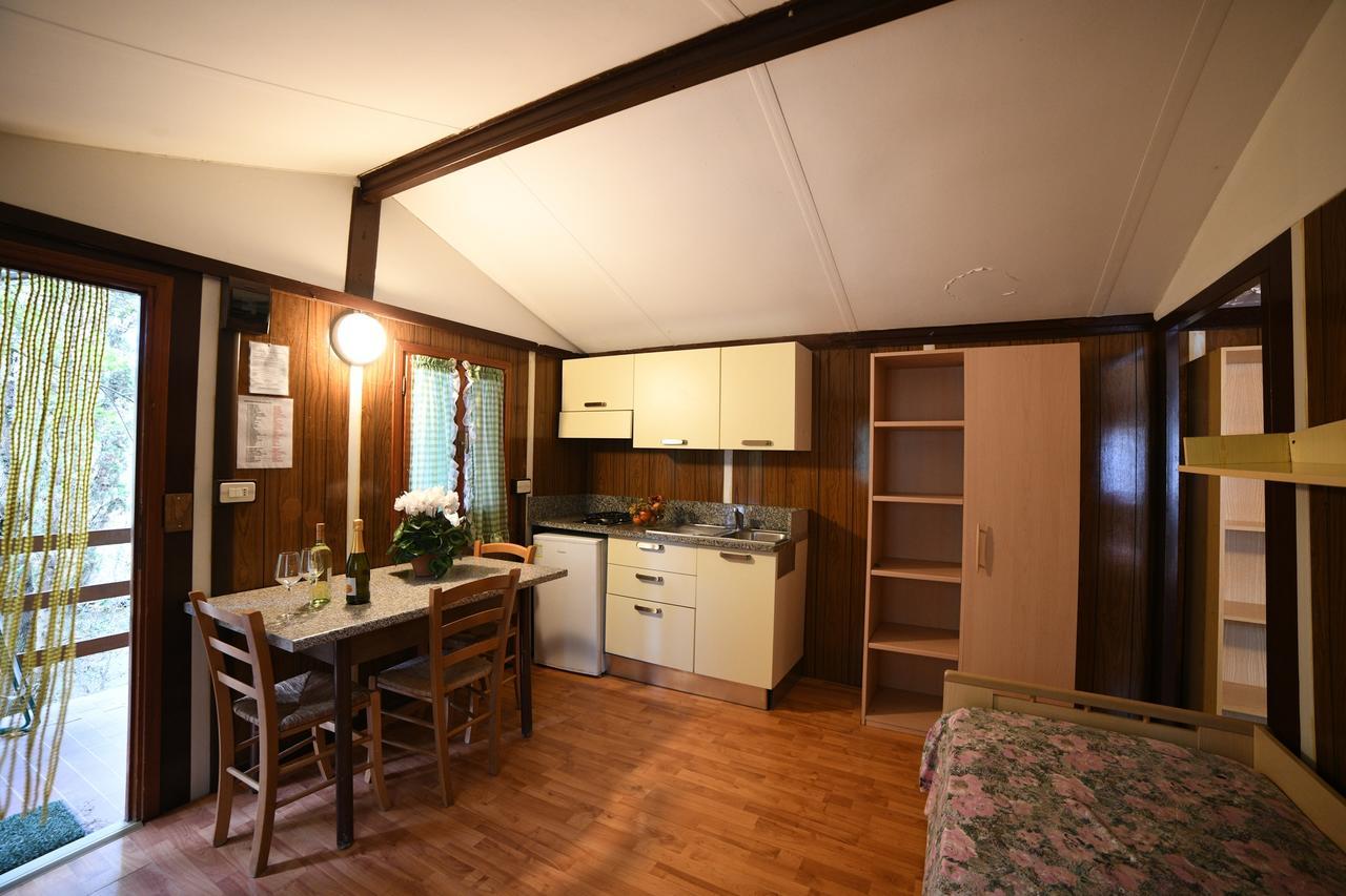 Camping C'Era Una Volta Villanova d'Albenga Zewnętrze zdjęcie